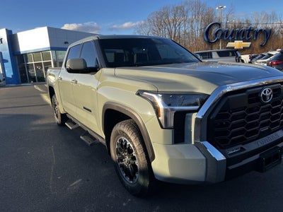 2025 Toyota Tundra 4X4 SR5 4DR Crewmax Cab Pickup SB