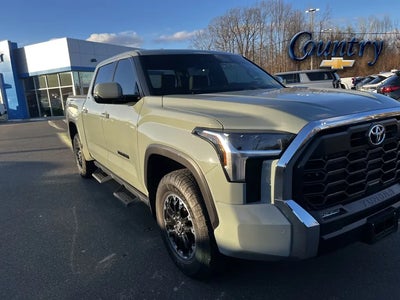 2025 Toyota Tundra 4X4 SR5 4DR Crewmax Cab Pickup SB