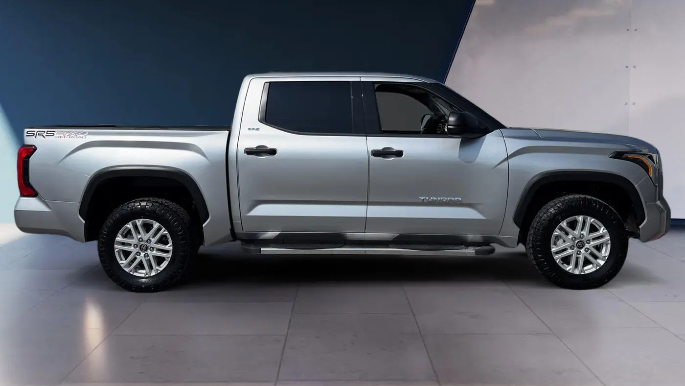2022 Toyota Tundra SR5