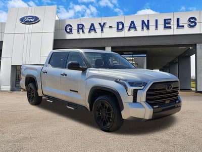 2023 Toyota Tundra 4X4 SR5 4DR Crewmax Cab Pickup SB