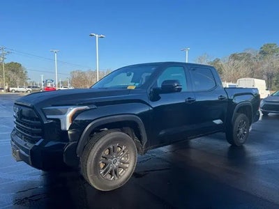2024 Toyota Tundra 4X4 SR5 4DR Crewmax Cab Pickup SB