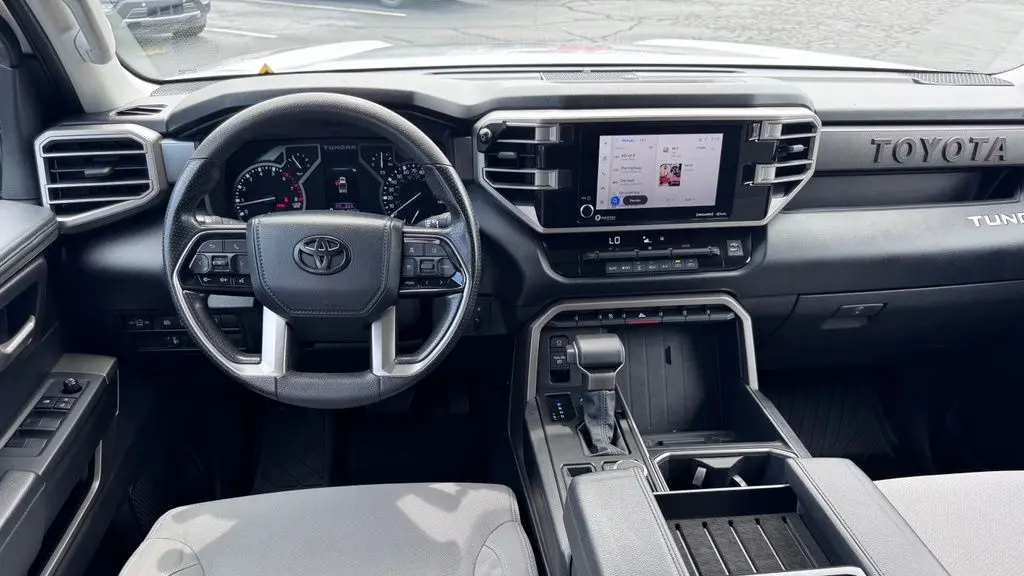 2022 Toyota Tundra SR5