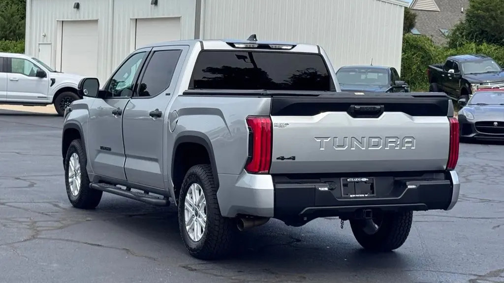 2022 Toyota Tundra SR5