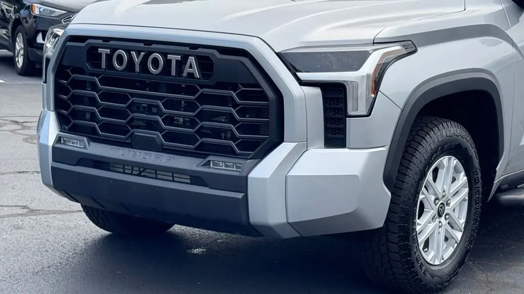 2022 Toyota Tundra SR5
