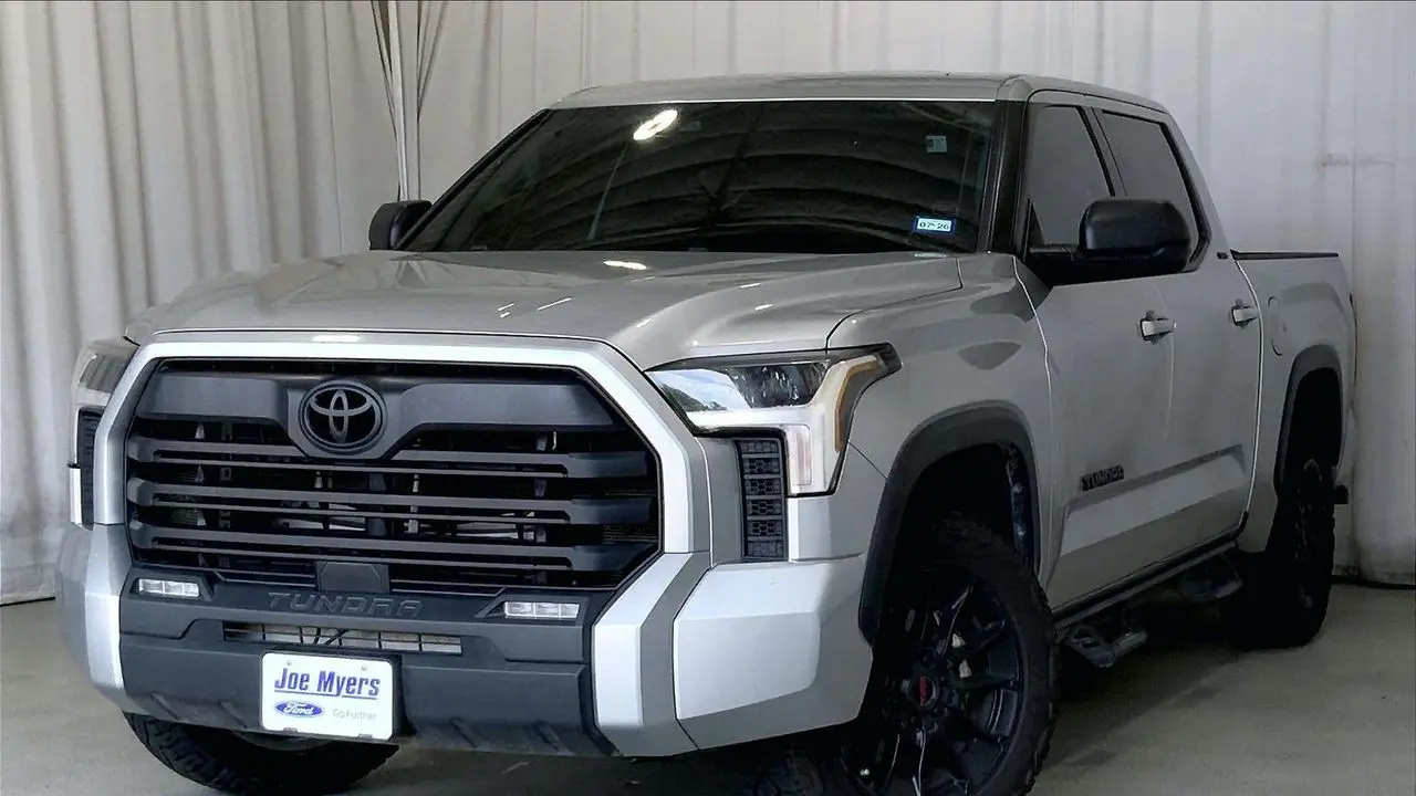 2024 Toyota Tundra SR5