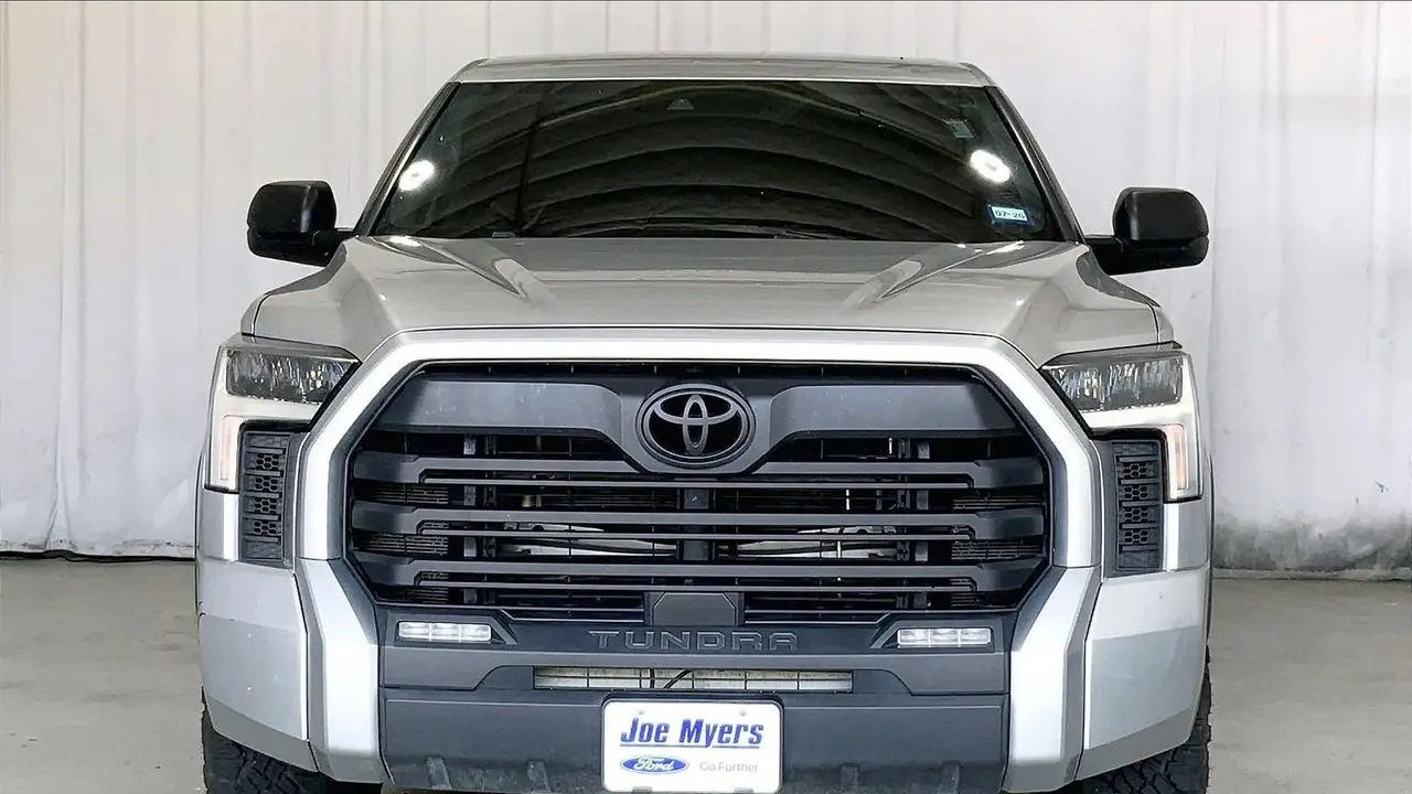 2024 Toyota Tundra SR5