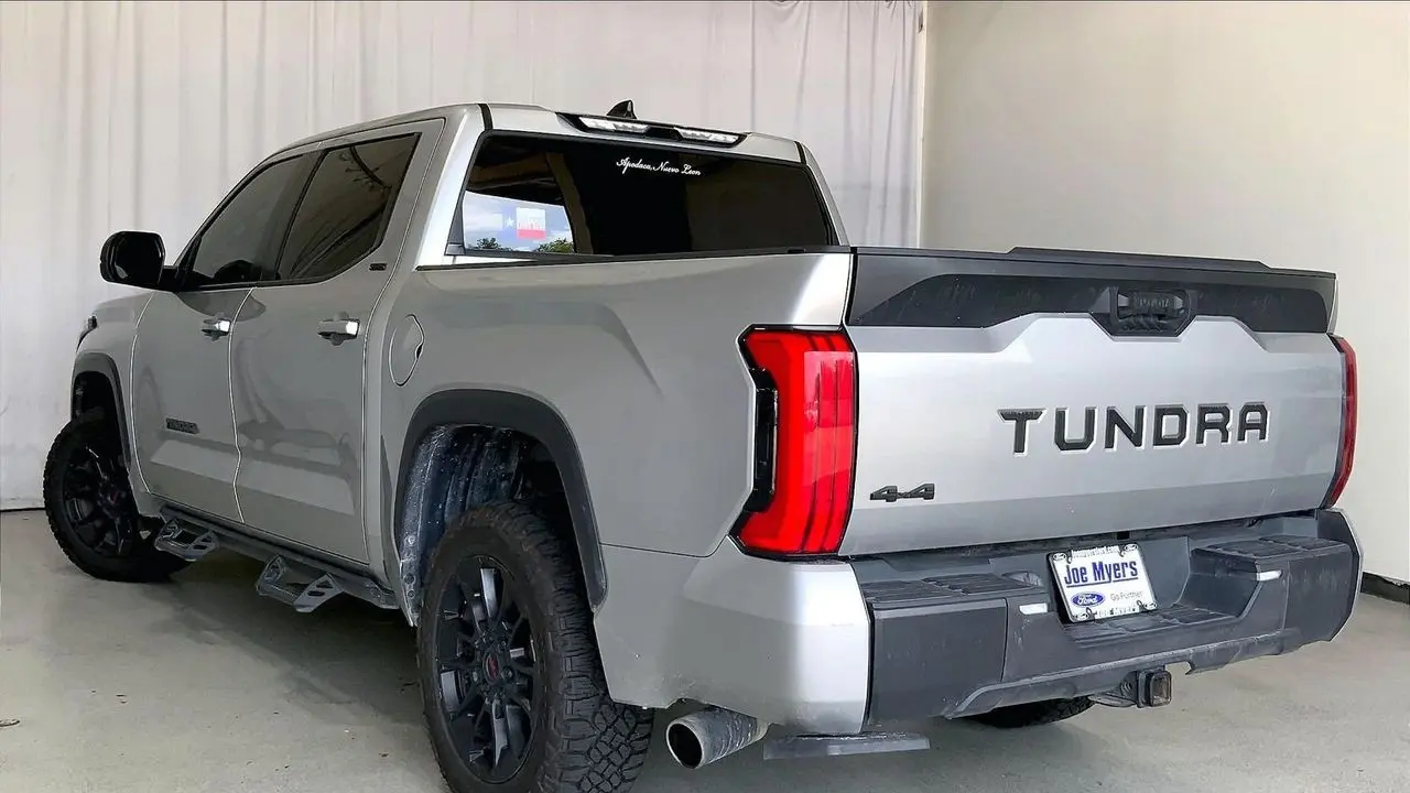 2024 Toyota Tundra SR5