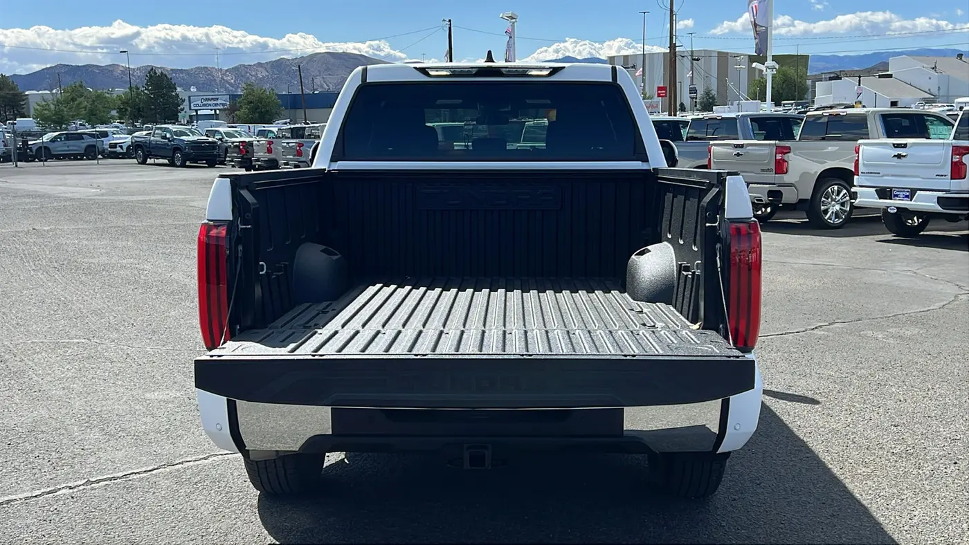 2025 Toyota Tundra SR5