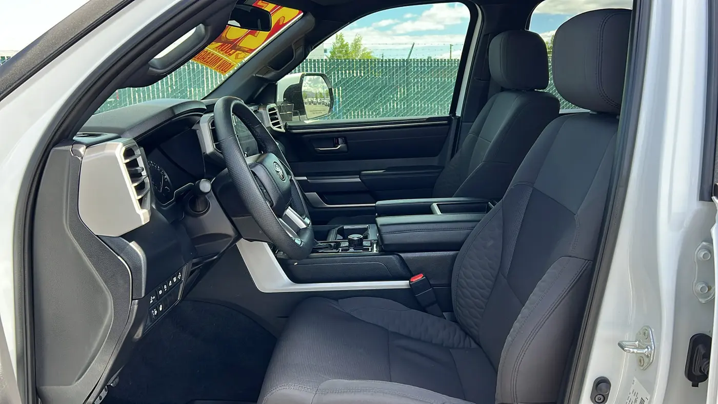 2025 Toyota Tundra SR5