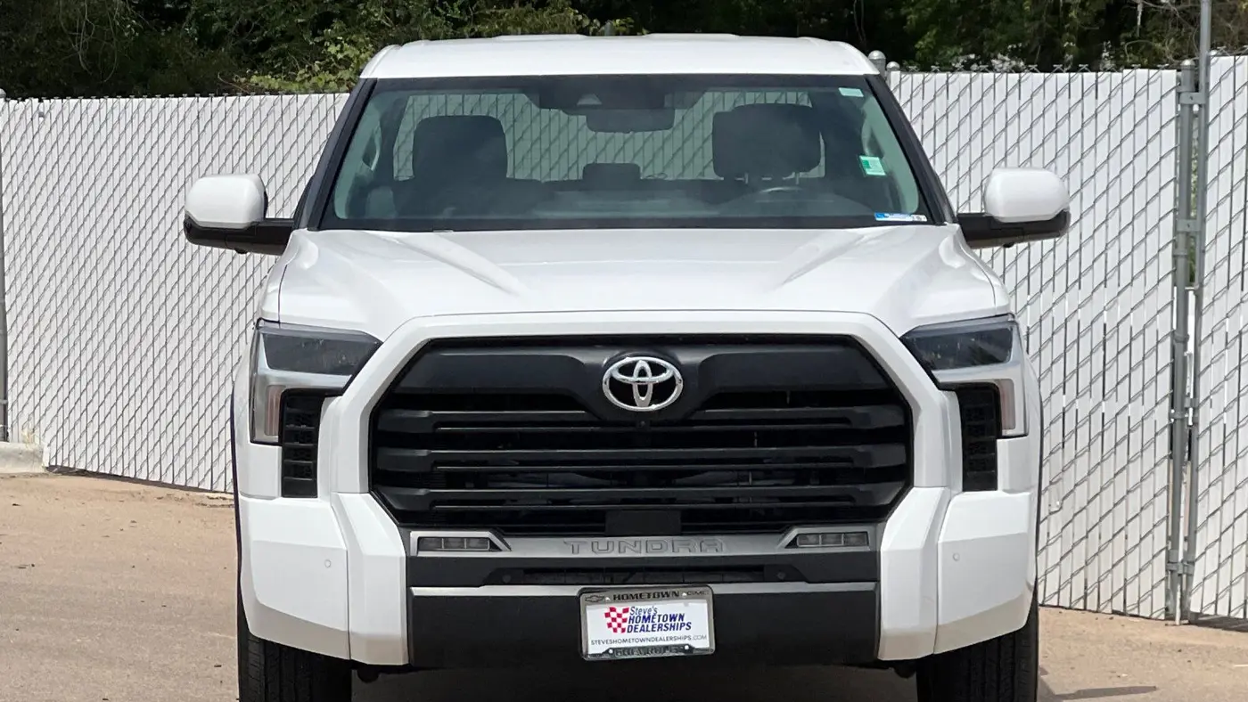 2024 Toyota Tundra SR5