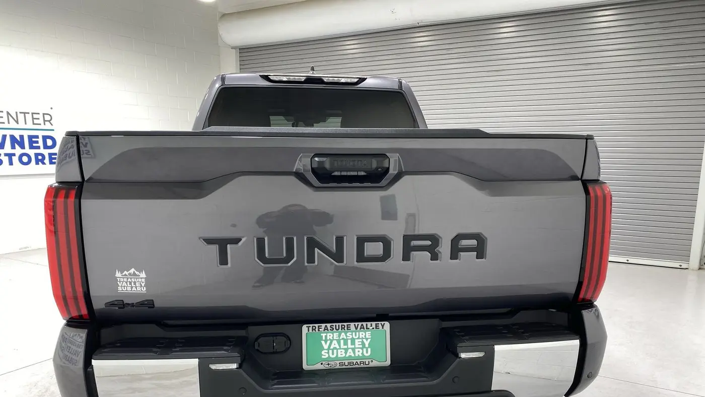 2025 Toyota Tundra SR5