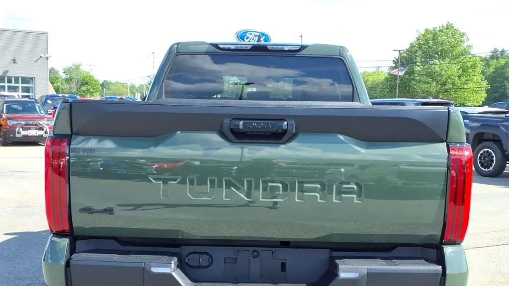 2023 Toyota Tundra SR5