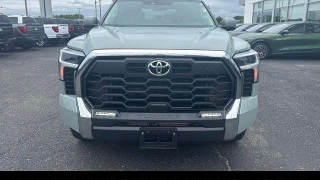 2022 Toyota Tundra SR5