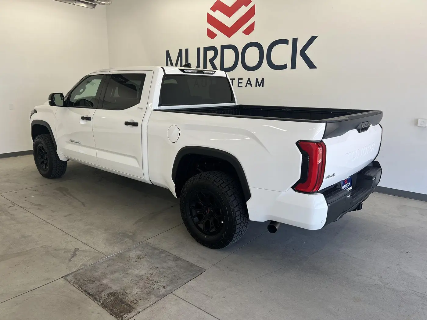 2023 Toyota Tundra SR5 — photo 1 of 12