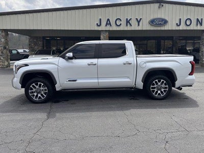 2025 Toyota Tundra 4X4 1794 Edition HV 4DR Crewmax Cab Pickup SB