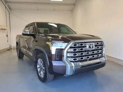2025 Toyota Tundra 4X4 1794 Edition HV 4DR Crewmax Cab Pickup SB