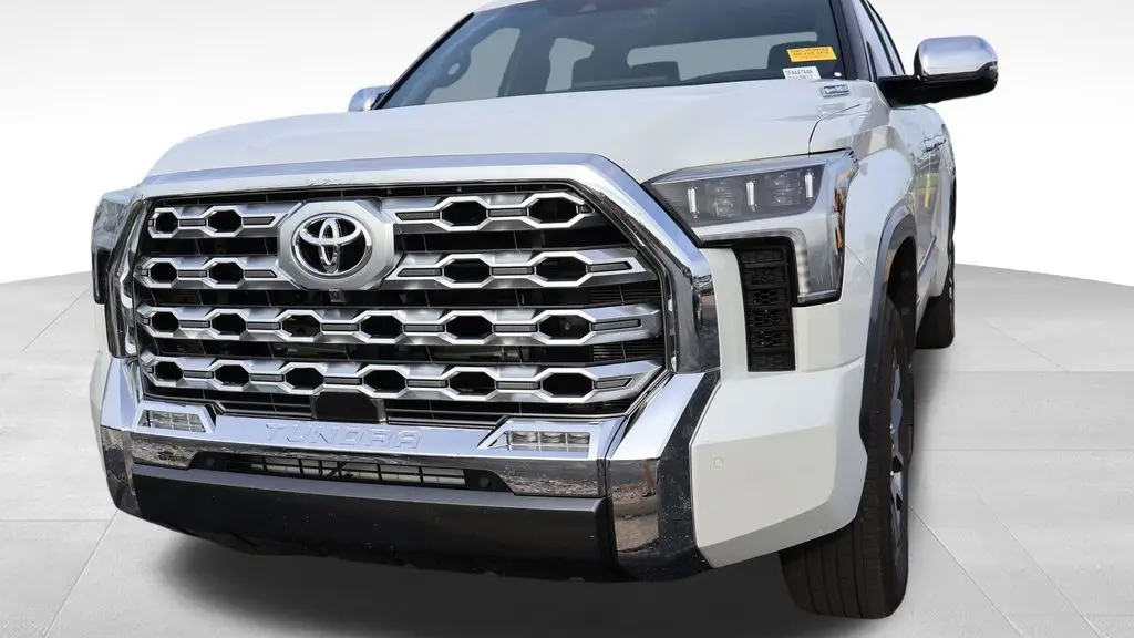 2025 Toyota Tundra 1794 Edition HV