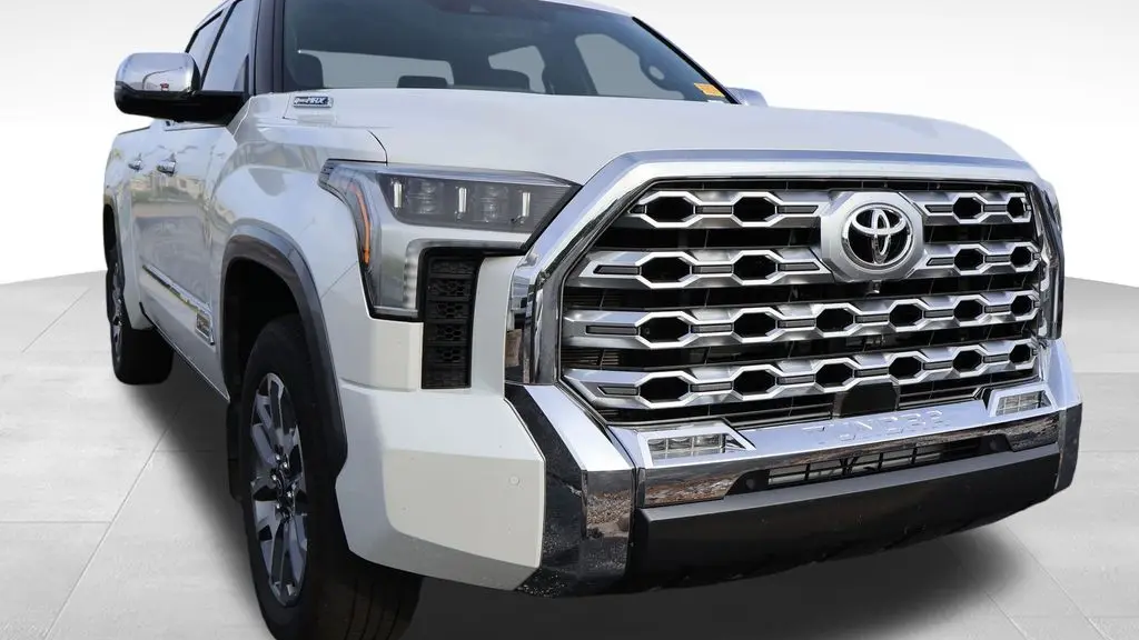 2025 Toyota Tundra 1794 Edition HV
