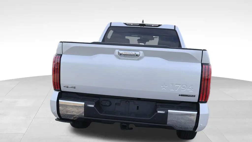2025 Toyota Tundra 1794 Edition HV