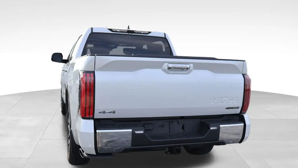 2025 Toyota Tundra 1794 Edition HV