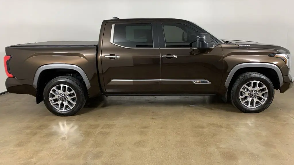 2025 Toyota Tundra 1794 Edition HV