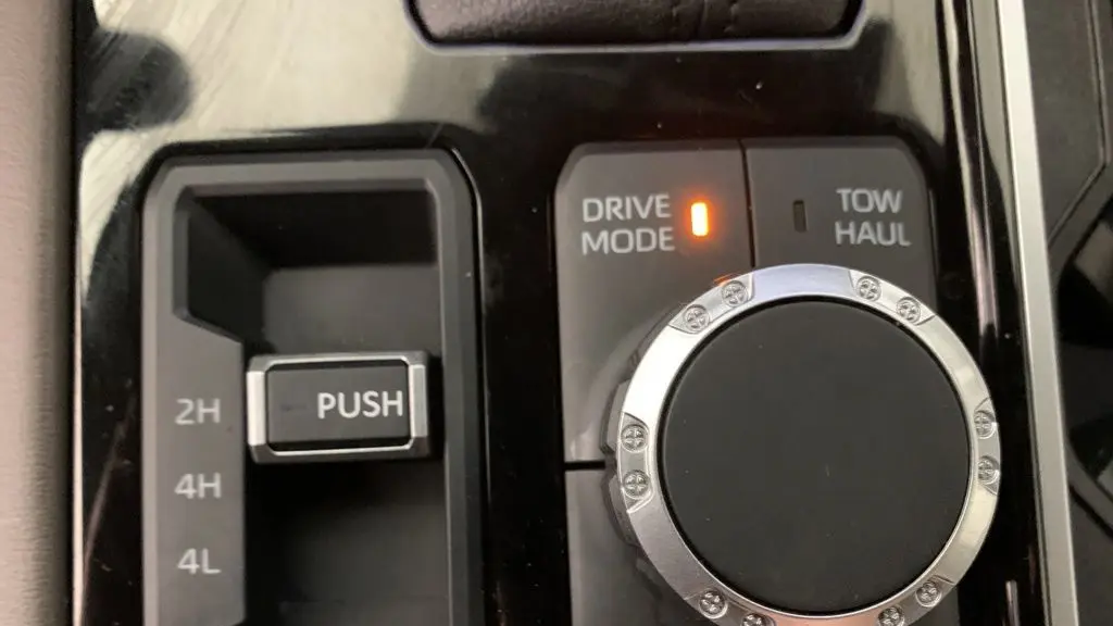 2025 Toyota Tundra 1794 Edition HV