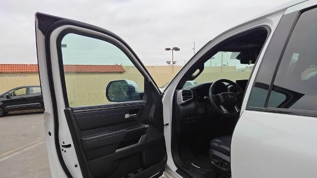 2022 Toyota Tundra Platinum