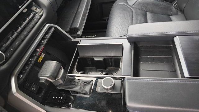 2022 Toyota Tundra Platinum
