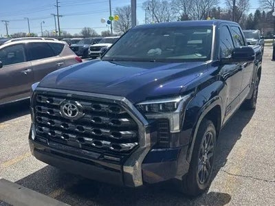 2022 Toyota Tundra 4X4 Platinum 4DR Crewmax Cab Pickup SB
