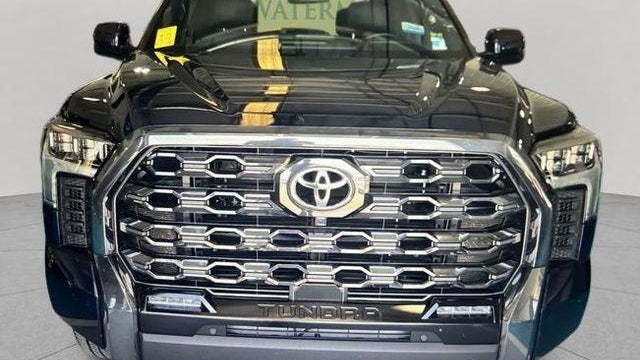 2023 Toyota Tundra Platinum