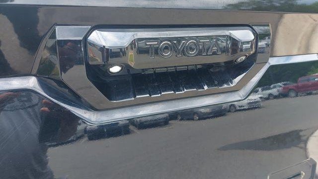 2022 Toyota Tundra Platinum