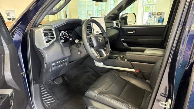 2025 Toyota Tundra Platinum