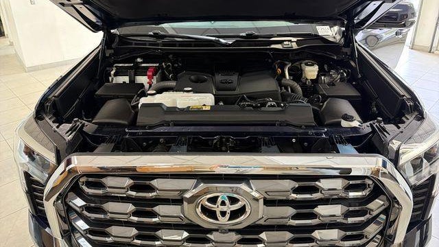 2025 Toyota Tundra Platinum