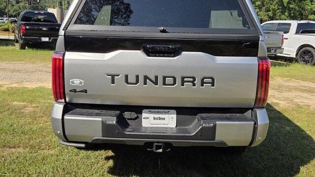 2023 Toyota Tundra Platinum