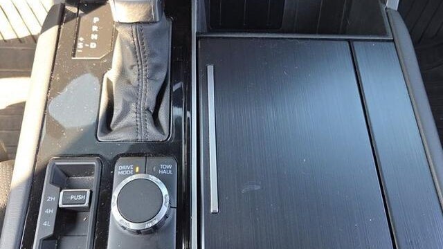 2023 Toyota Tundra Platinum