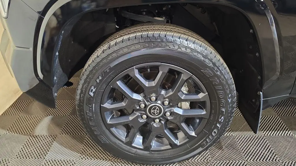 2023 Toyota Tundra Platinum
