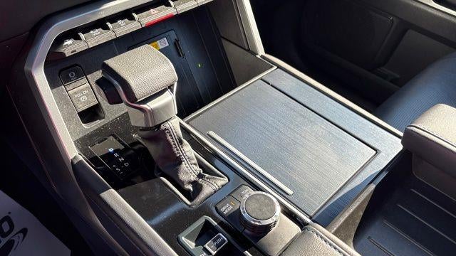 2024 Toyota Tundra Platinum