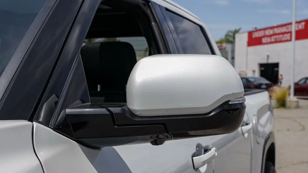 2023 Toyota Tundra Platinum HV