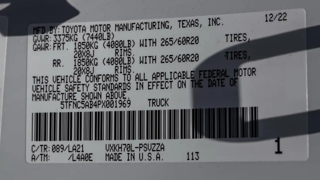 2023 Toyota Tundra Platinum HV