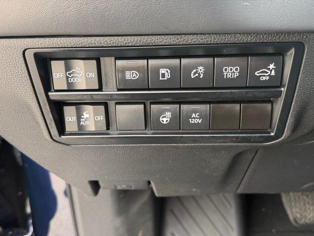 2023 Toyota Tundra - $38,000