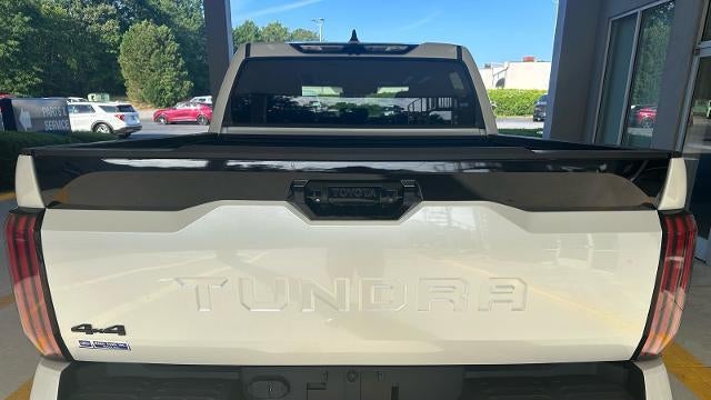 2024 Toyota Tundra Platinum HV
