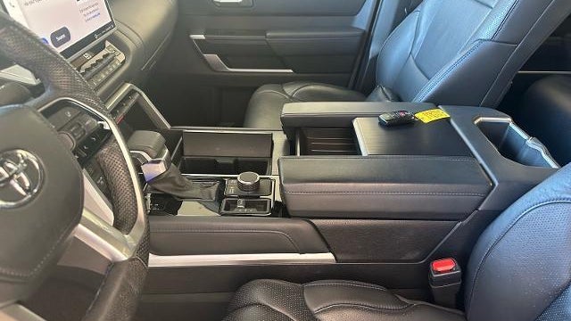 2024 Toyota Tundra Platinum HV