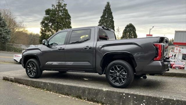 2025 Toyota Tundra Platinum HV