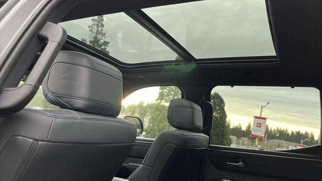 2025 Toyota Tundra Platinum HV