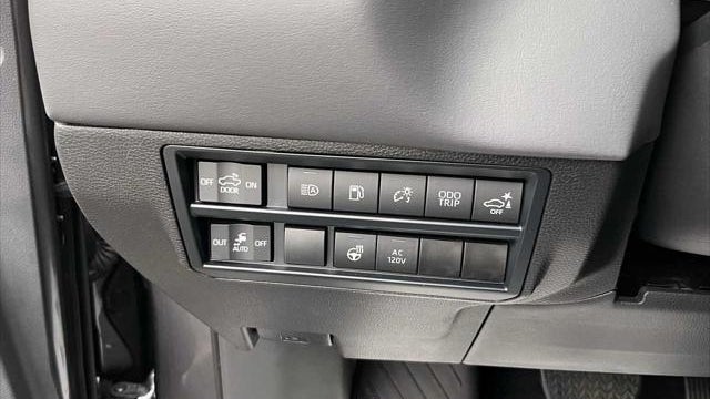 2025 Toyota Tundra Platinum HV