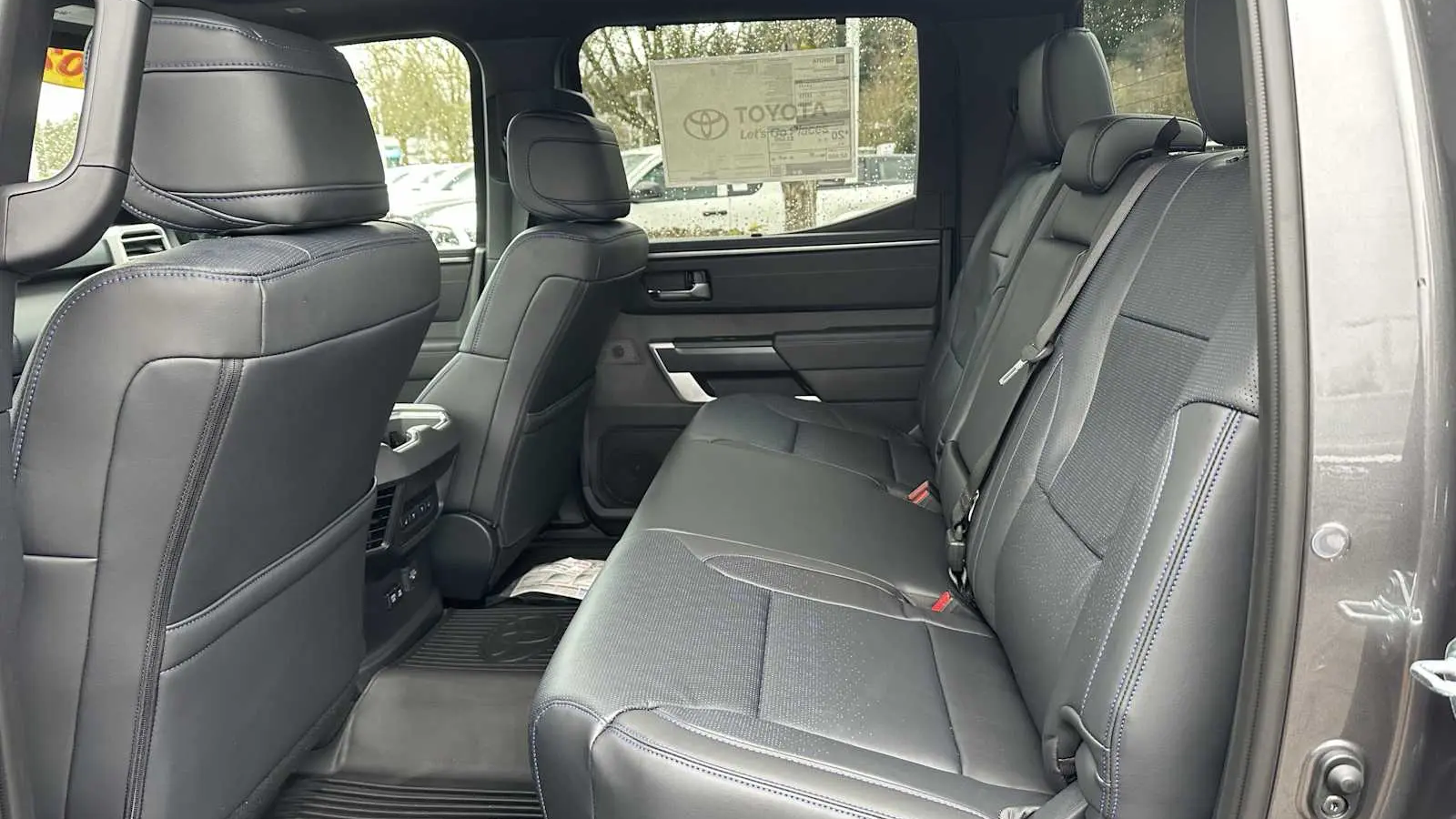 2025 Toyota Tundra Platinum HV