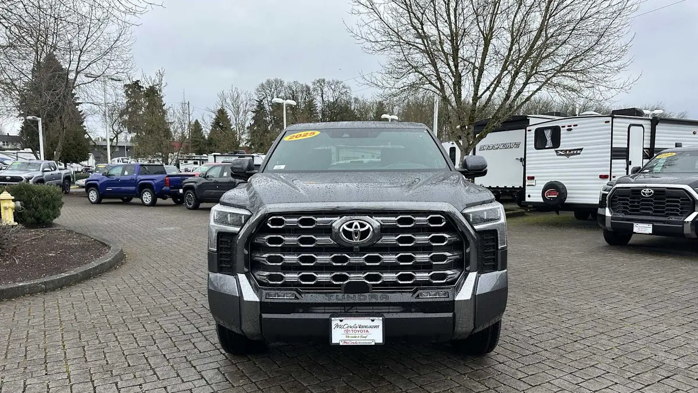 2025 Toyota Tundra Platinum HV