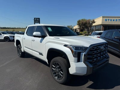 2025 Toyota Tundra 4X4 Platinum HV 4DR Crewmax Cab Pickup SB