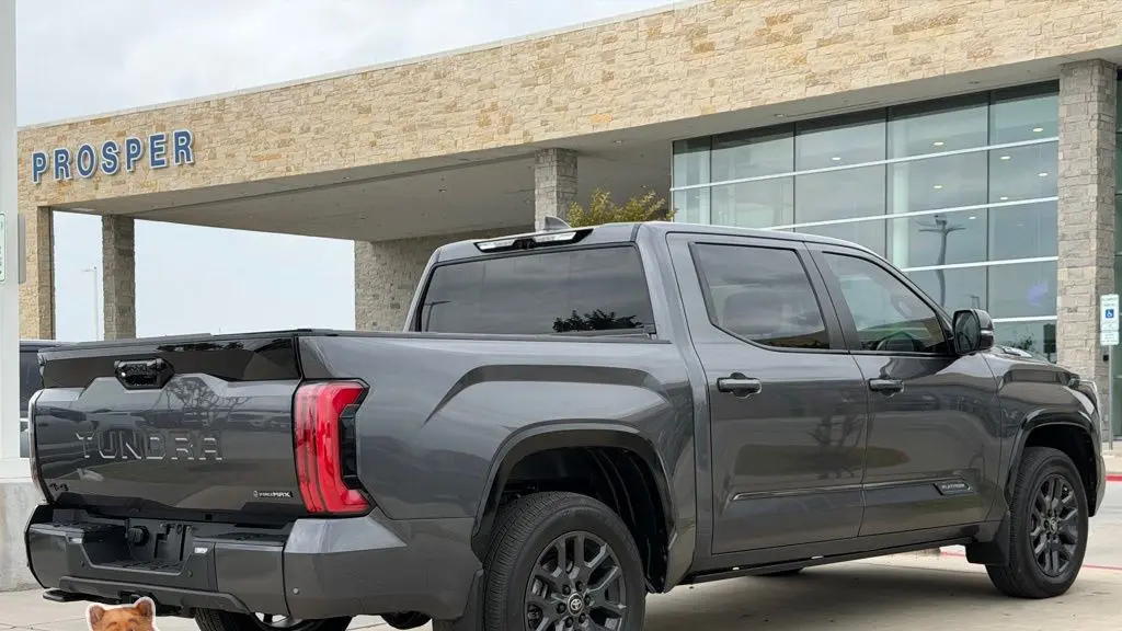 2025 Toyota Tundra Platinum HV
