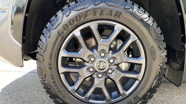 2022 Toyota Tundra Platinum HV